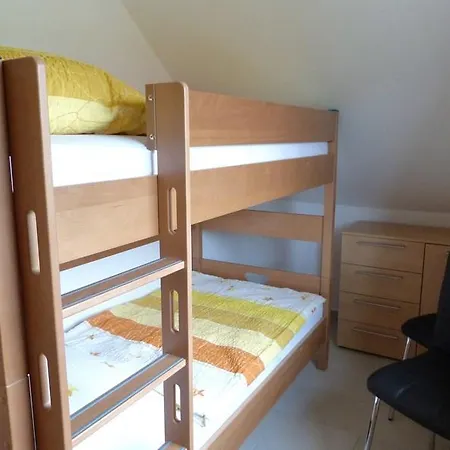 Sehr Schoene In Pose Poseritz